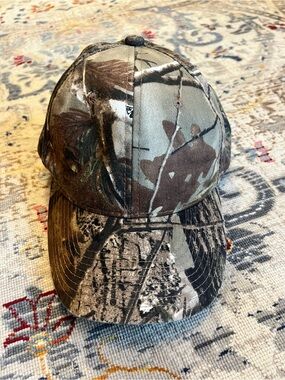 Signature Realtree Camouflage Baseball Cap